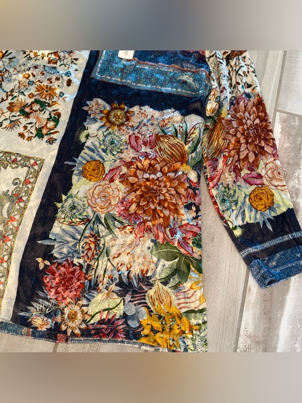 NWT Soft Surroundings Ashbury Mixed-Print Floral Crushed Velvet Tunic Top Large - Picture 7 of 14